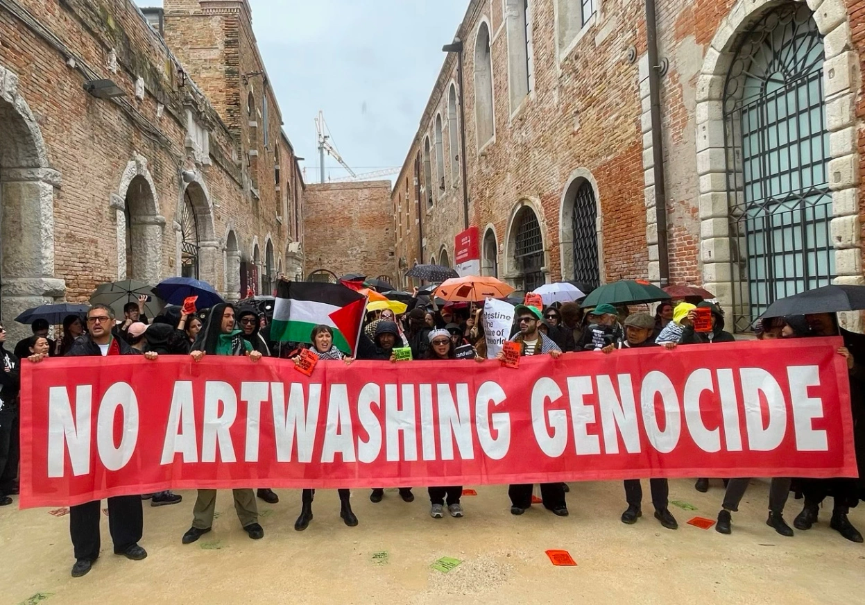 La protesta di ANGA alla Biennale d'Arte di Venezia 2026, 6 maggio.