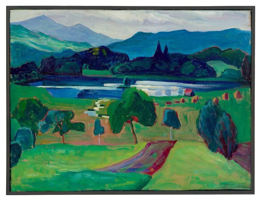 Gabriele Münter, Il lago, 1908, olio su cartone, 49,3 × 65,3 cm © VG Bild-Kunst, Bonn.