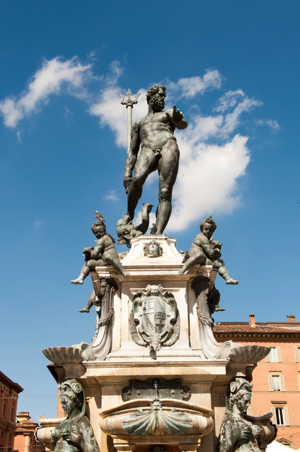 Giambologna, dettaglio della Fontana del Nettuno in Piazza Maggiore a Bologna.