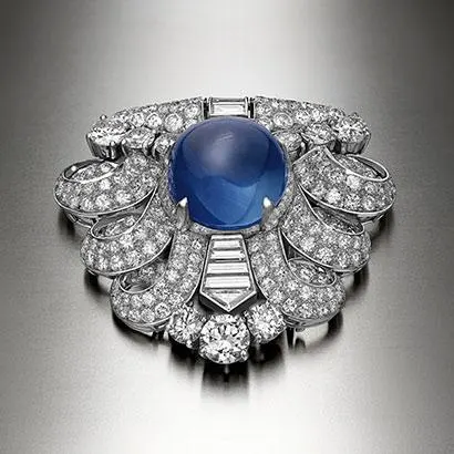 Bulgari, Spilla in platino con zaffiro e diamanti, 1938 circa.