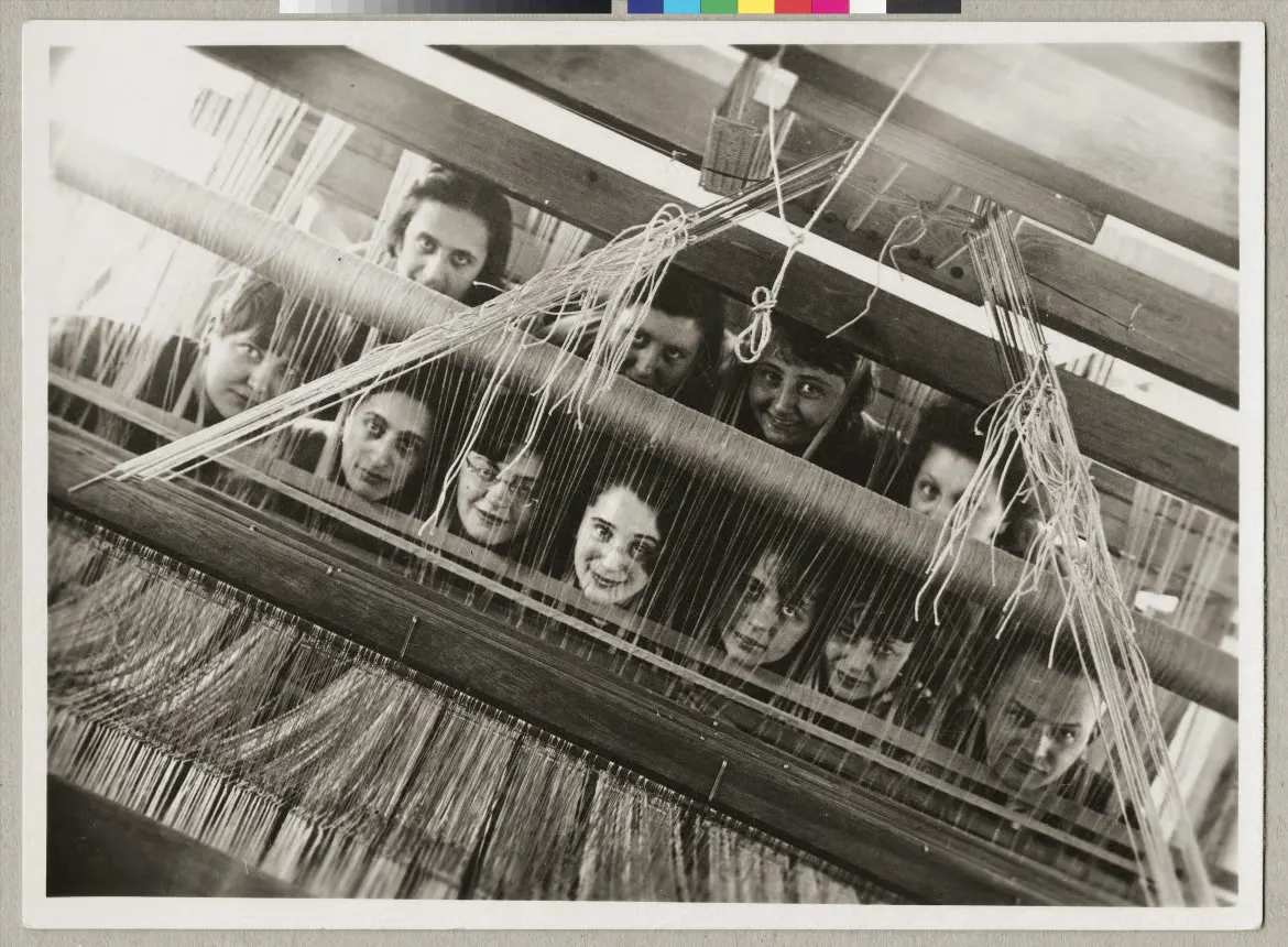 cover Le ragazze del Bahaus: le artiste dell'accademia di design più famosa di sempre